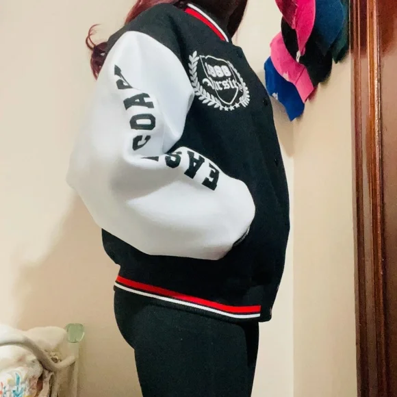 Forever 21 Black NYC East Coast Varsity Bomber Jacket SIZE M ❤️🖤🤍 - Picture 2 of 8